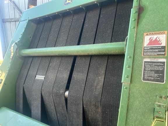 Image of John Deere 567 equipment image 4
