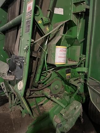 Image of John Deere 567 MegaWide equipment image 3