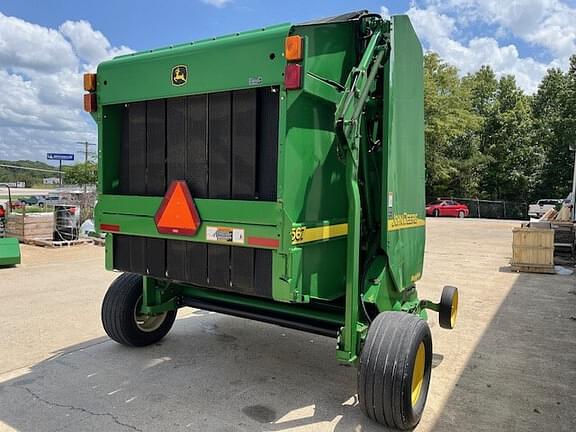 Image of John Deere 567 MegaWide equipment image 4