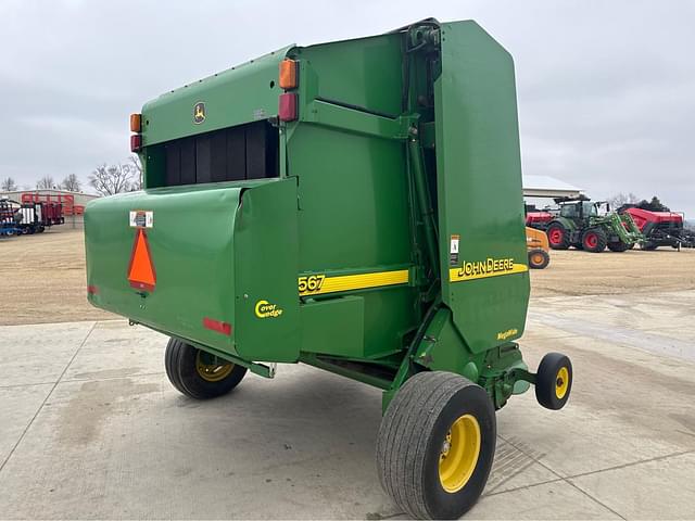 Image of John Deere 567 equipment image 4