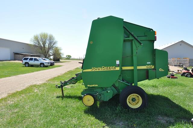Image of John Deere 567 equipment image 3