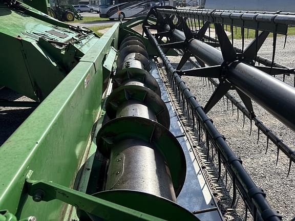 Image of John Deere 620F equipment image 4