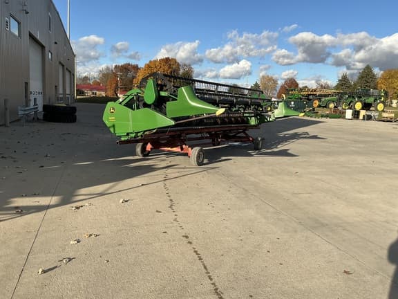 Image of John Deere 625F equipment image 2