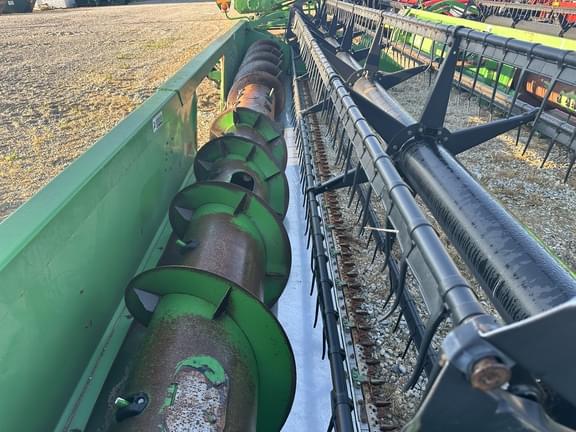 Image of John Deere 625F equipment image 3