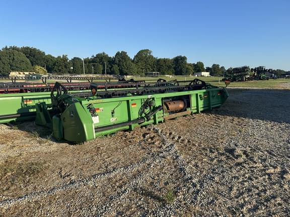 Image of John Deere 625F equipment image 4