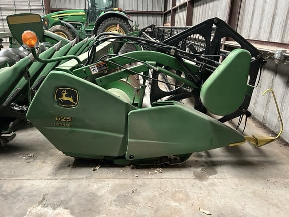 Image of John Deere 625F Primary image