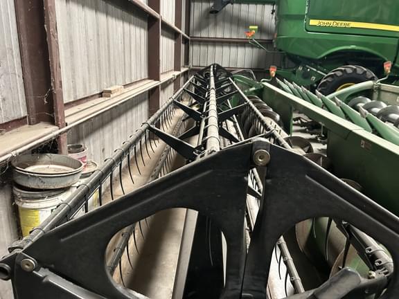 Image of John Deere 625F equipment image 3