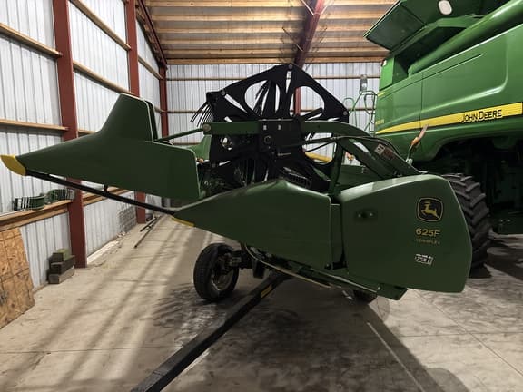 Image of John Deere 625F Primary image