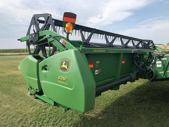 Image of John Deere 625F equipment image 2