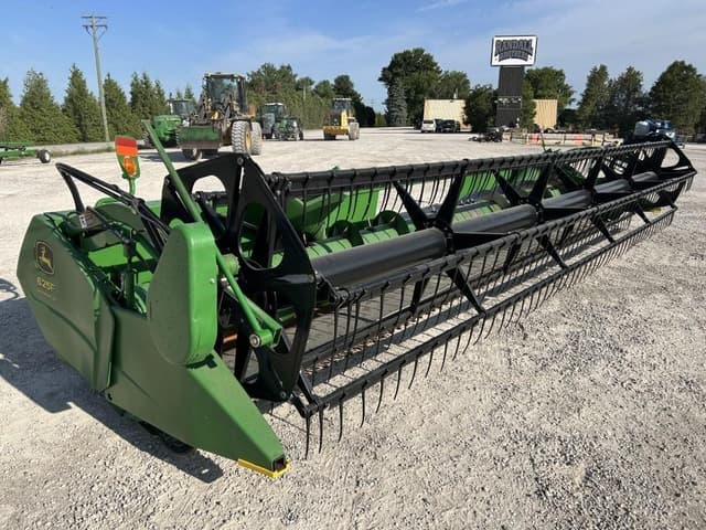 Image of John Deere 625F equipment image 2