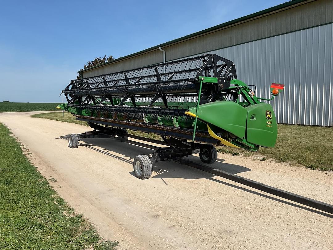 Image of John Deere 625F Primary image