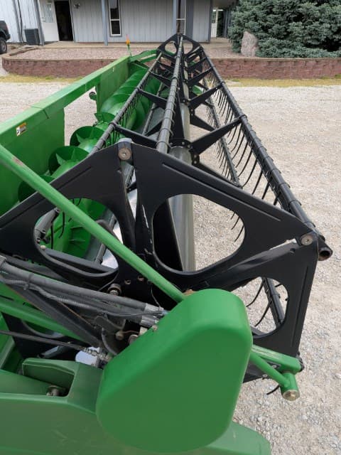 Image of John Deere 625F equipment image 3
