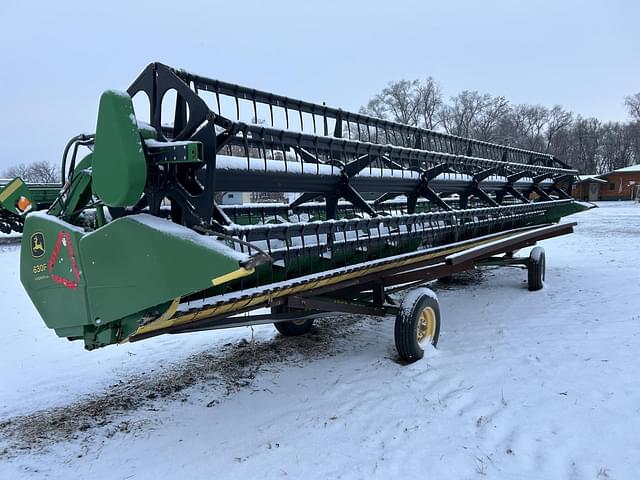 Image of John Deere 630F equipment image 2