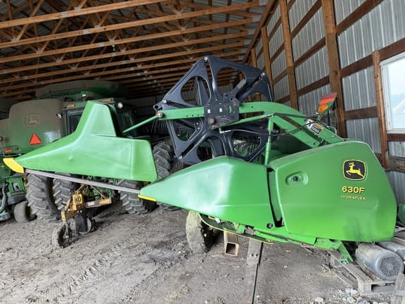 Image of John Deere 630F equipment image 1