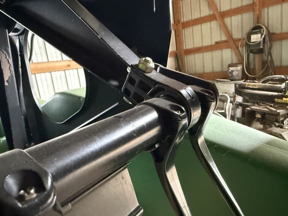 Image of John Deere 630F equipment image 3