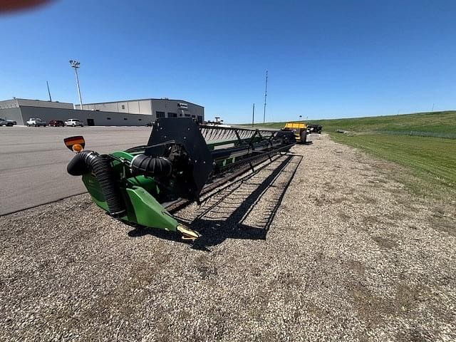 Image of John Deere 630F equipment image 3