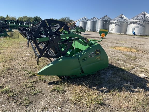 Main image John Deere 630F