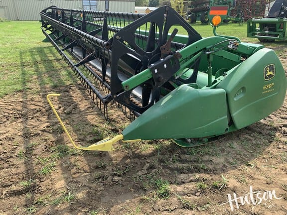 2004 John Deere 630F Image