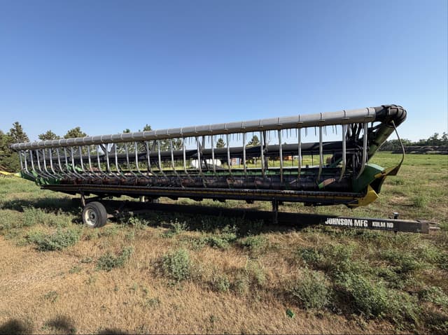 Image of John Deere 630F equipment image 1