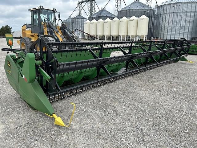 Image of John Deere 630F equipment image 1