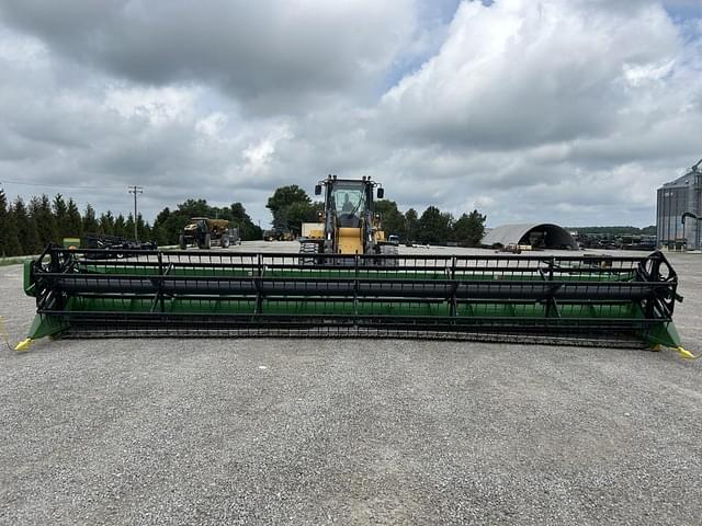 Image of John Deere 630F equipment image 2