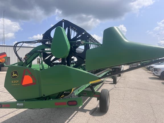 Image of John Deere 630F equipment image 2
