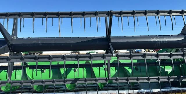 Image of John Deere 630F equipment image 3