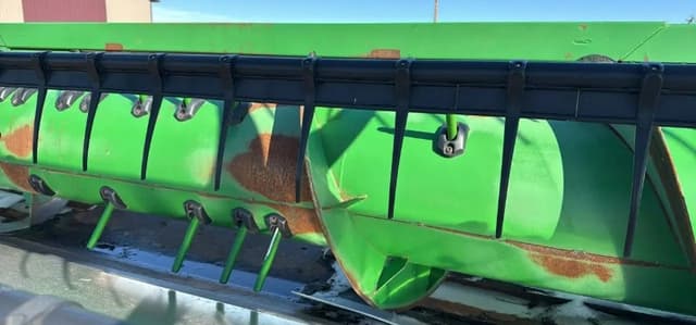 Image of John Deere 630F equipment image 4