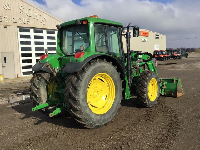 Image of John Deere 6320 equipment image 4