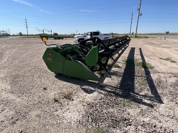 Main image John Deere 635F