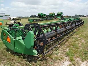 Main image John Deere 635F 1