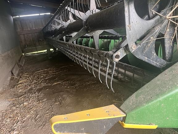 Image of John Deere 635F equipment image 3