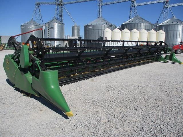 Image of John Deere 635F equipment image 2