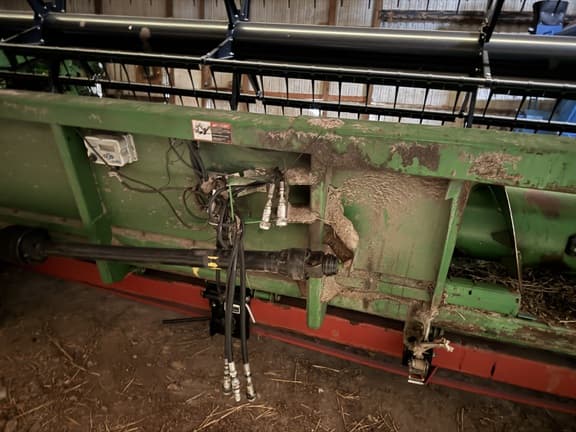 Image of John Deere 635F equipment image 3