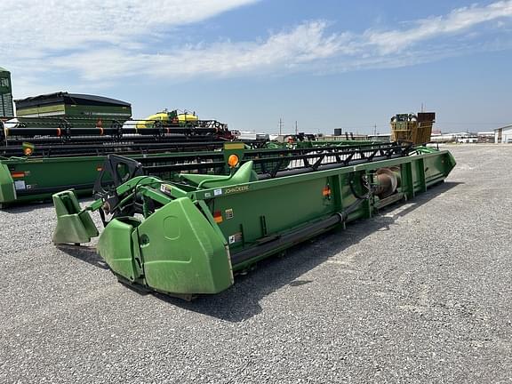 Image of John Deere 635F equipment image 2