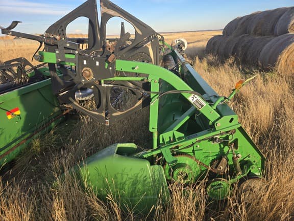 Image of John Deere 635F equipment image 3