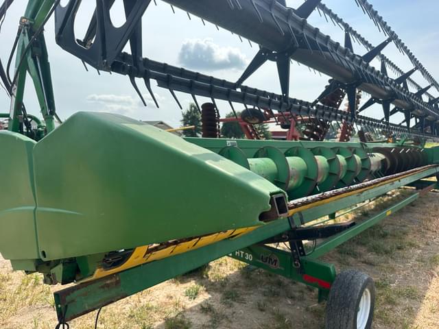 Image of John Deere 635F equipment image 4