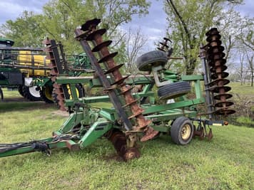 Main image John Deere 637