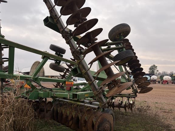 Image of John Deere 637 equipment image 3