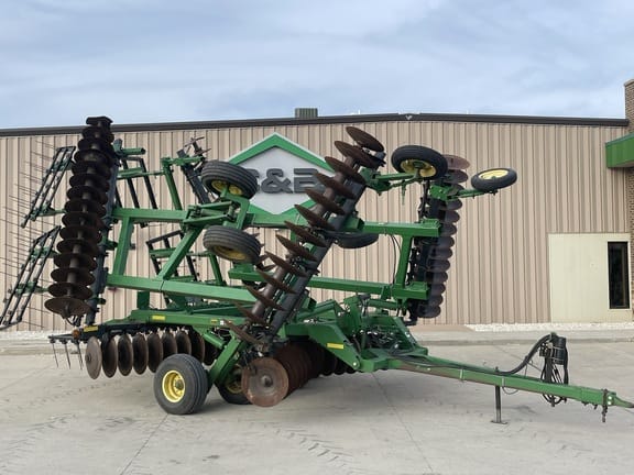 Main image John Deere 637