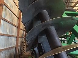 Image of John Deere 637 equipment image 4