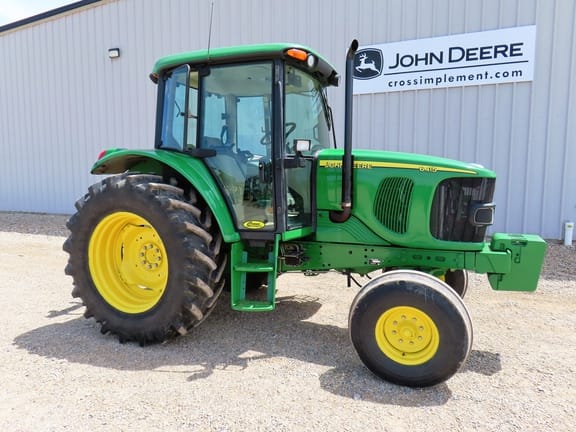 2004 John Deere 6415 Equipment Image0