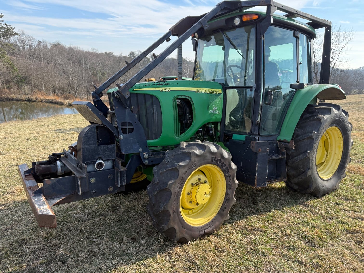 2004 John Deere 6415 Equipment Image0