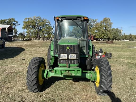 Image of John Deere 6415 equipment image 2