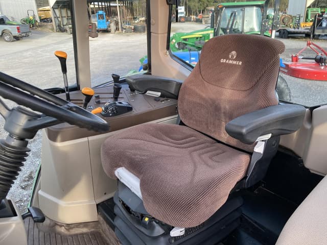 Image of John Deere 6415 equipment image 4