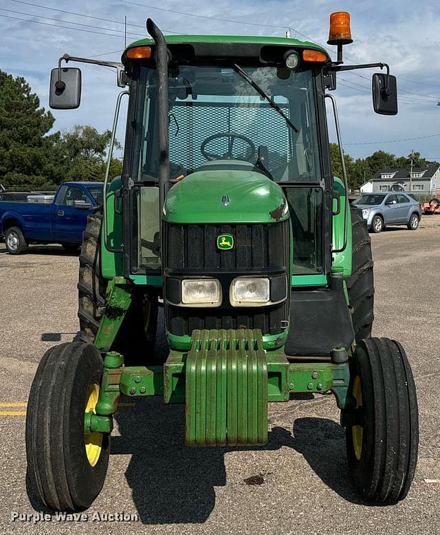 Image of John Deere 6415 equipment image 1