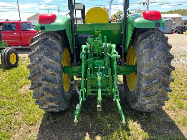 Image of John Deere 6415 equipment image 4