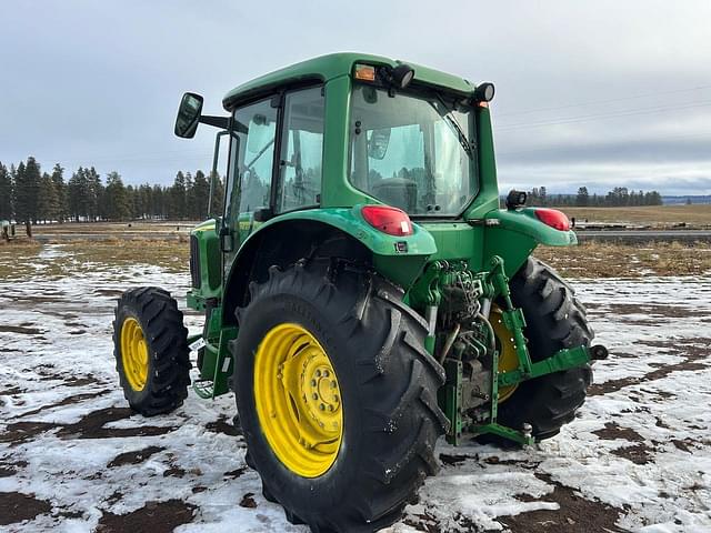 Image of John Deere 6420 equipment image 4