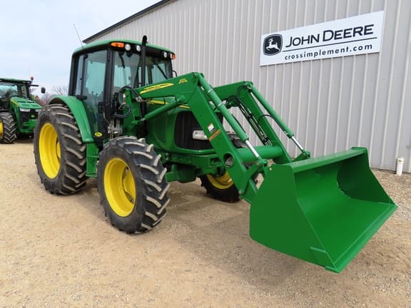 Image of John Deere 6420 equipment image 1