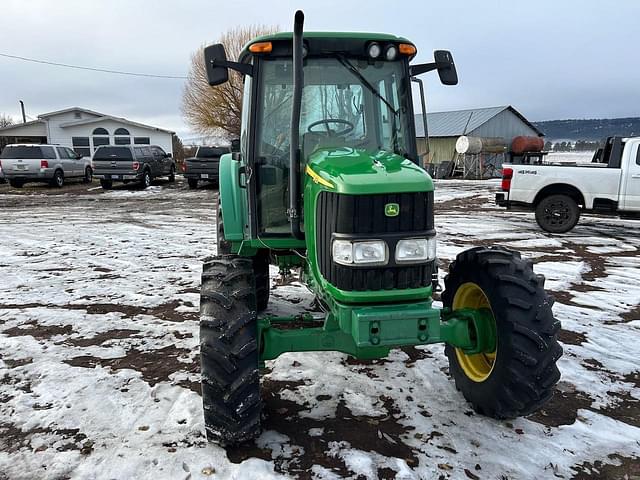 Image of John Deere 6420 equipment image 1